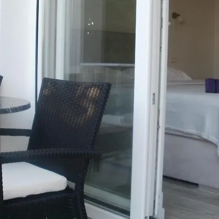 Nino Apartment