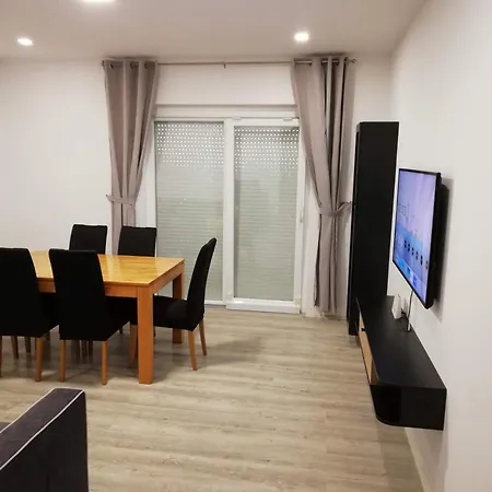 Apartment Nino *
