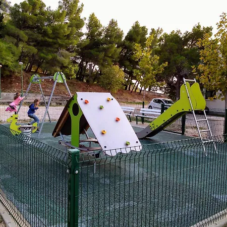 Apartment Nino Gradac (Split-Dalmatia)
