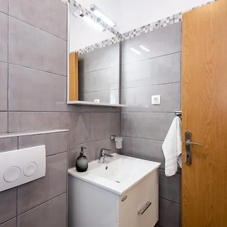 Nino * Gradac (Split-Dalmatia)