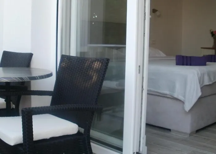 Nino Apartament