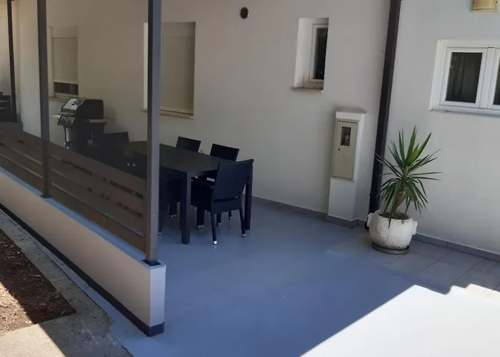 Apartament Nino Gradac (Split-Dalmatia)