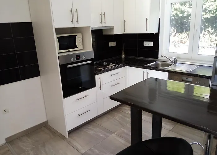 Nino Apartament *