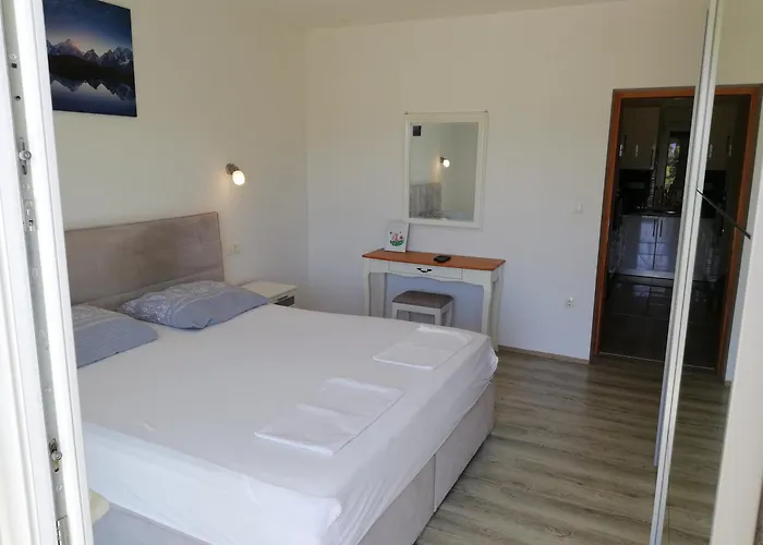 Nino Apartament