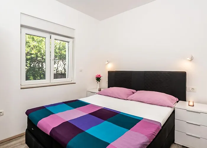 Nino Apartament